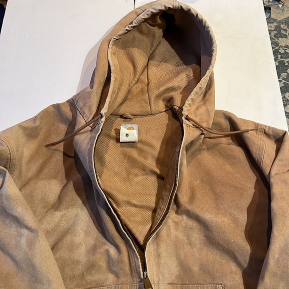 Vintage Carhart men’s three XL jacket grunge, thrashed style - Picture 2 of 14